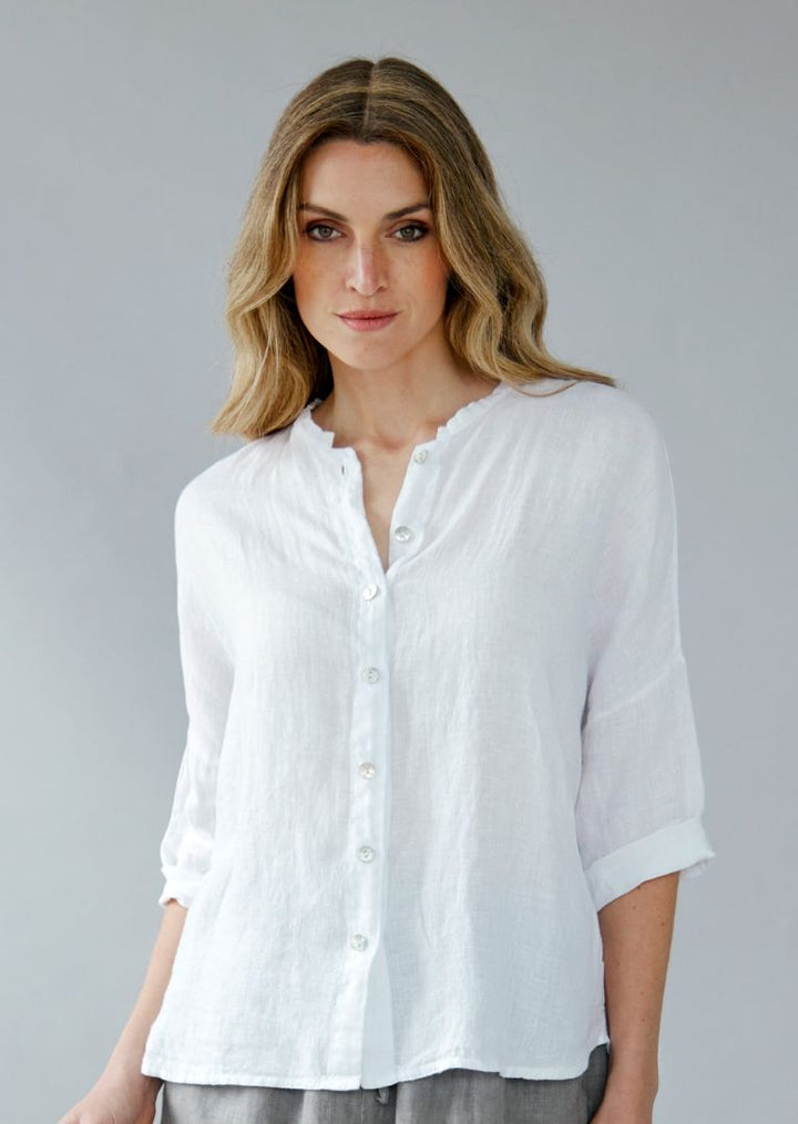CA003 Dores Linen Blouse